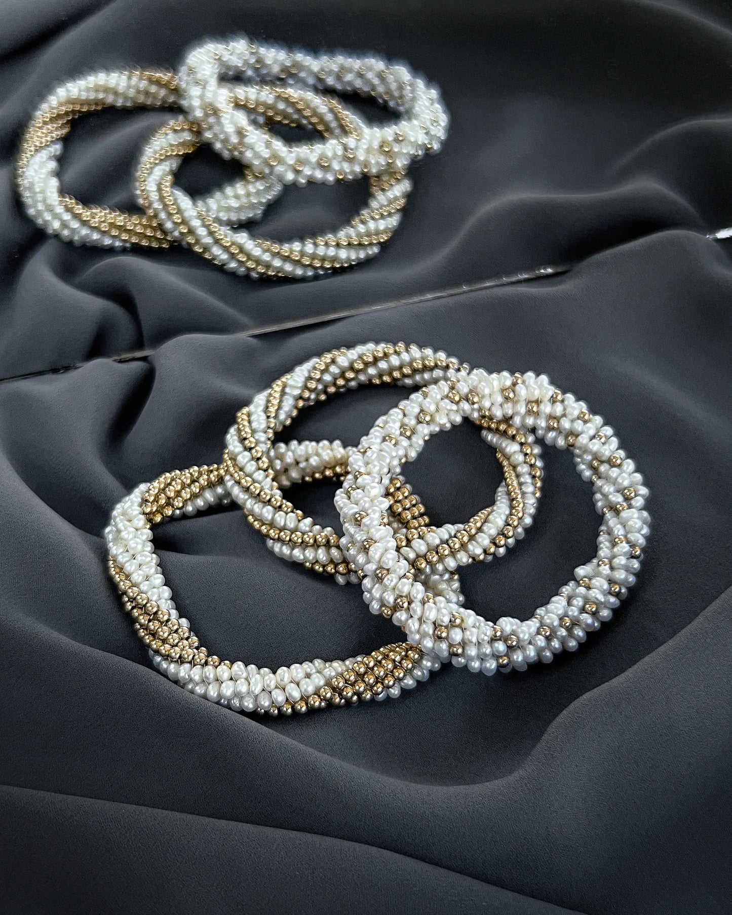 Rita Pearl & Gold Bracelet